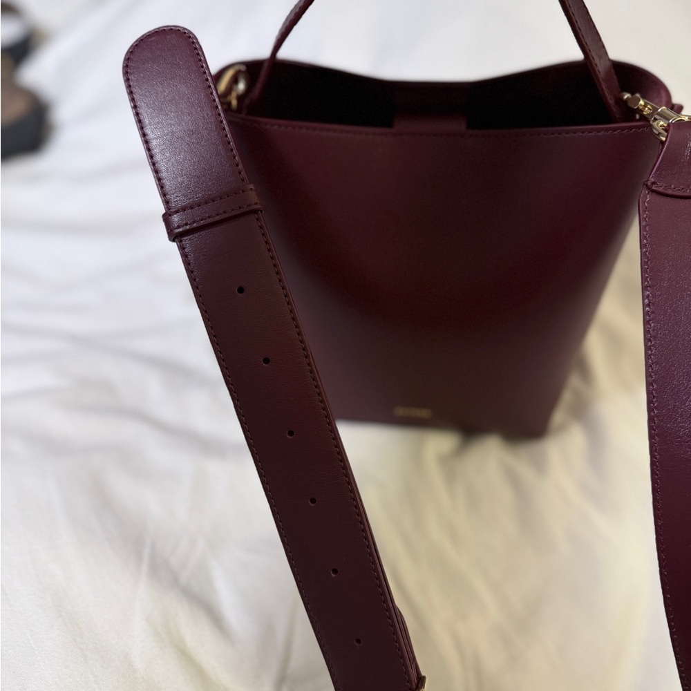 Elegant CUYANA Burgundy Bucket Bag